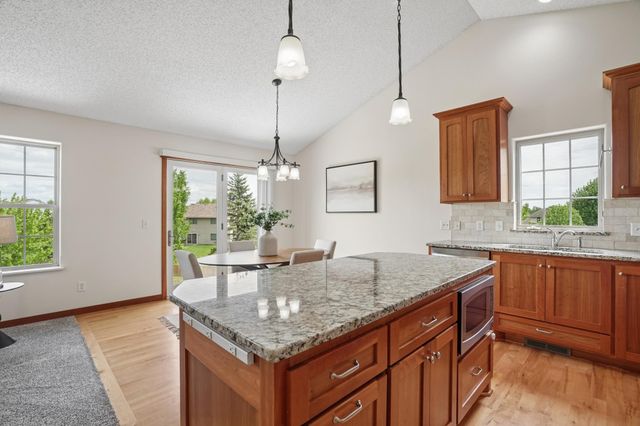 11292 Lambert Court, Hanover, MN 55341