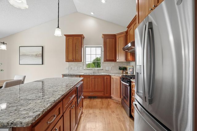 11292 Lambert Court, Hanover, MN 55341