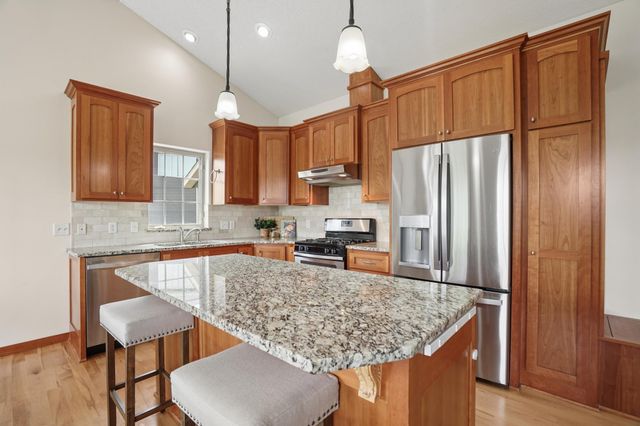11292 Lambert Court, Hanover, MN 55341