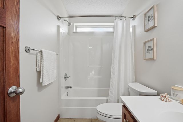 11292 Lambert Court, Hanover, MN 55341
