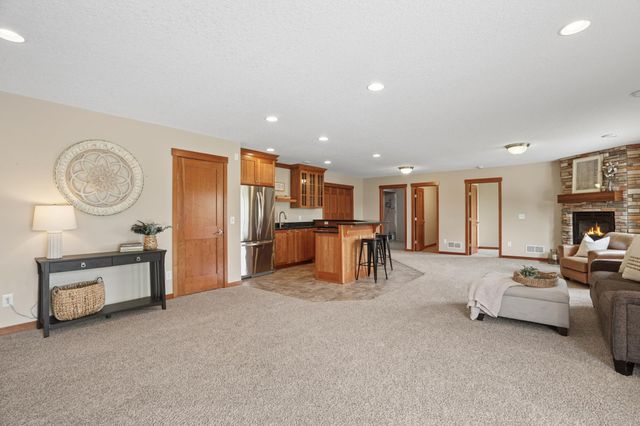 11292 Lambert Court, Hanover, MN 55341