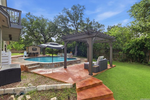 8430 Twisted Oaks, Garden Ridge, TX 78266