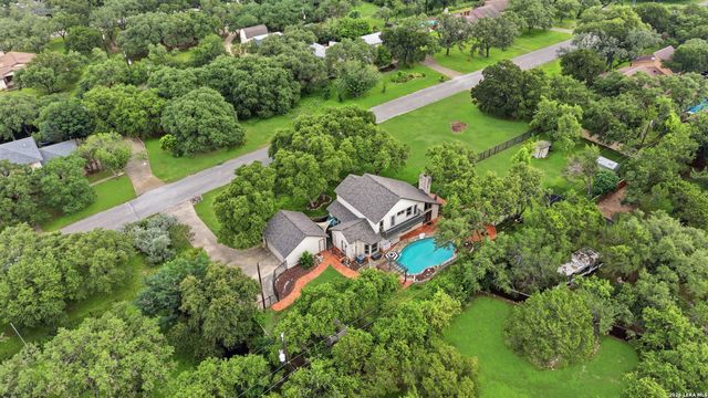 8430 Twisted Oaks, Garden Ridge, TX 78266