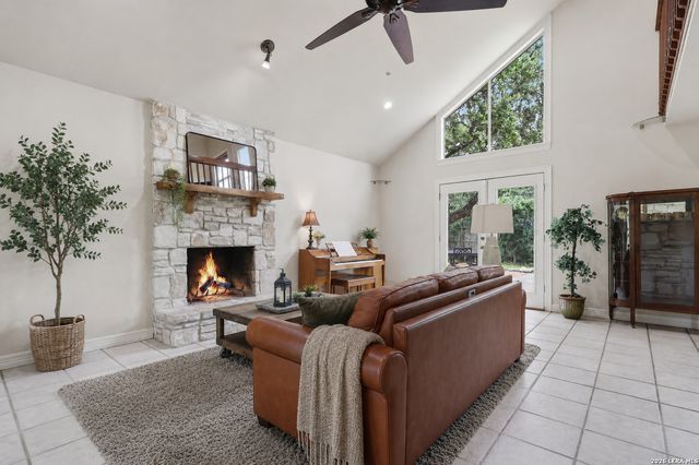 8430 Twisted Oaks, Garden Ridge, TX 78266