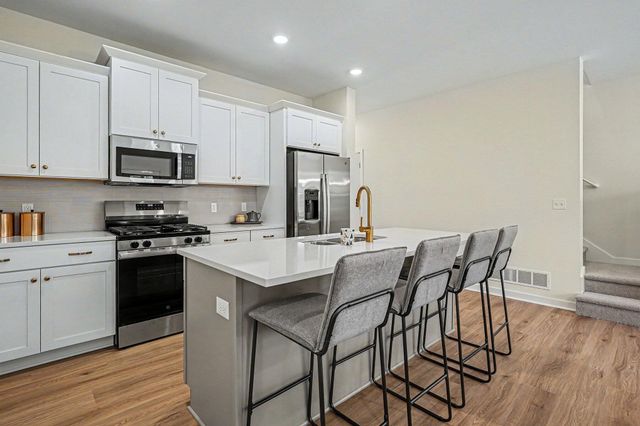 1978 S Shorewood Lane, Holland, MI 49423