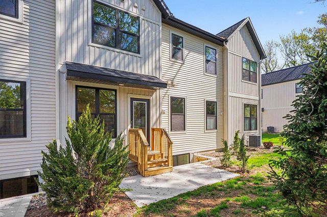 1978 S Shorewood Lane, Holland, MI 49423