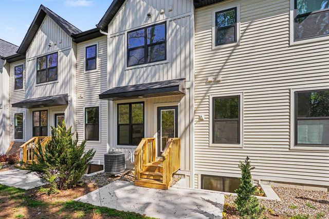 1978 S Shorewood Lane, Holland, MI 49423