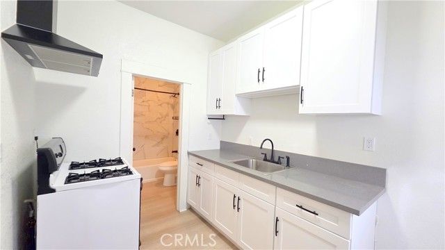 167 N 4th Avenue, Upland, CA 91786