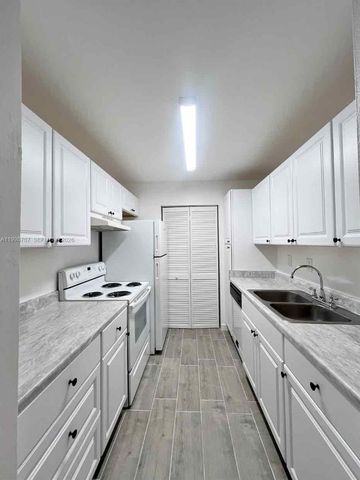 8719 NW 39th St 8719, Sunrise, FL 33351