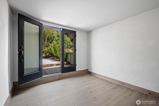 1315 S 7th St, Renton, WA 98057