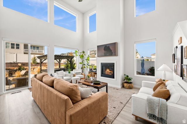 2837 S GREENHEAD DR, Saratoga Springs, UT 84045