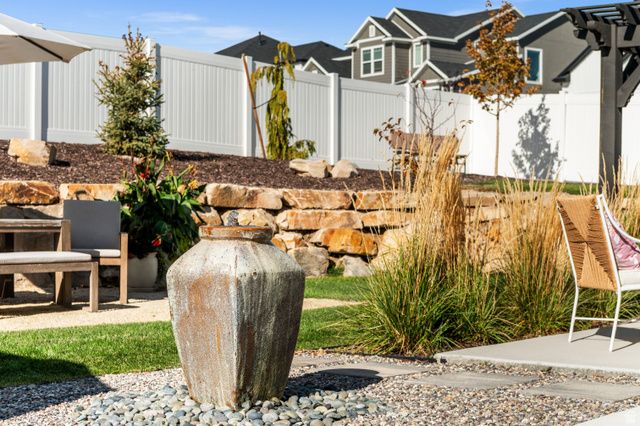 2837 S GREENHEAD DR, Saratoga Springs, UT 84045