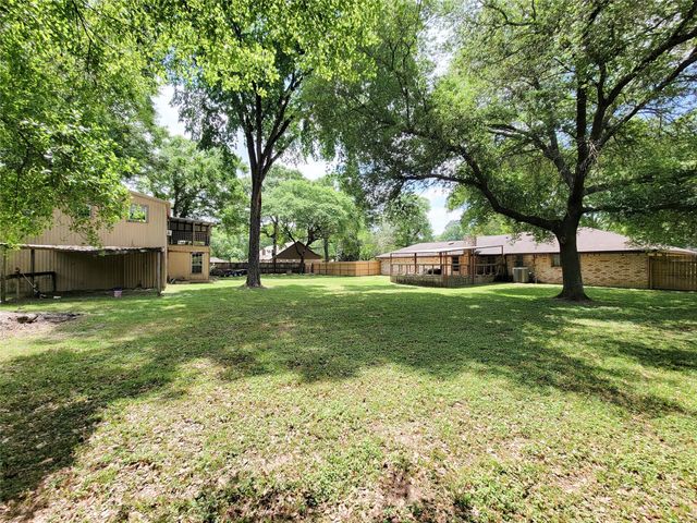 24802 Lori Lane, Magnolia, TX 77355