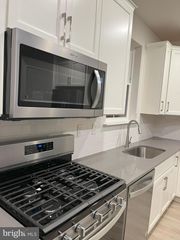 112 CONTINENTAL WAY, Bridgeport, PA 19405