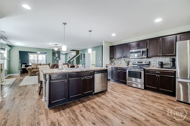 112 Bridgewood Drive, Springfield, GA 31329