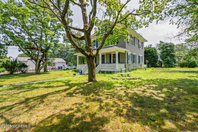 496 W Park Avenue, Ocean Twp, Oakhurst, NJ 07755