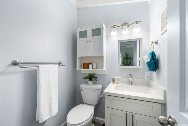 99-633 Hulumanu Street, Aiea, HI 96701