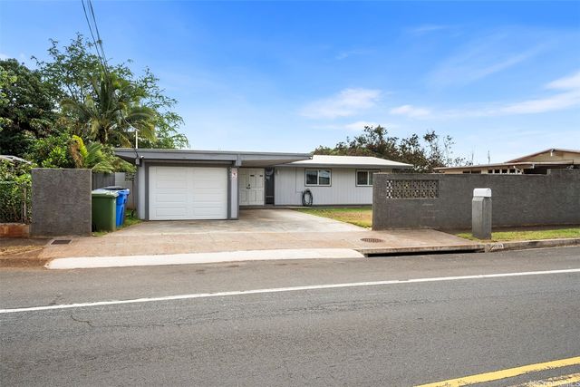 99-633 Hulumanu Street, Aiea, HI 96701