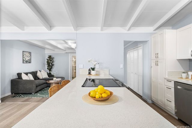 99-633 Hulumanu Street, Aiea, HI 96701