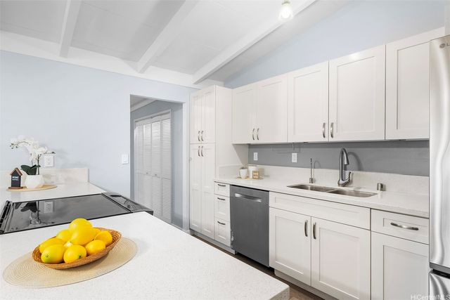 99-633 Hulumanu Street, Aiea, HI 96701