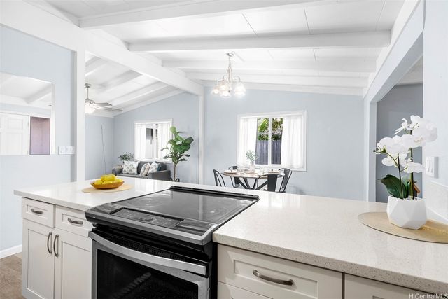 99-633 Hulumanu Street, Aiea, HI 96701