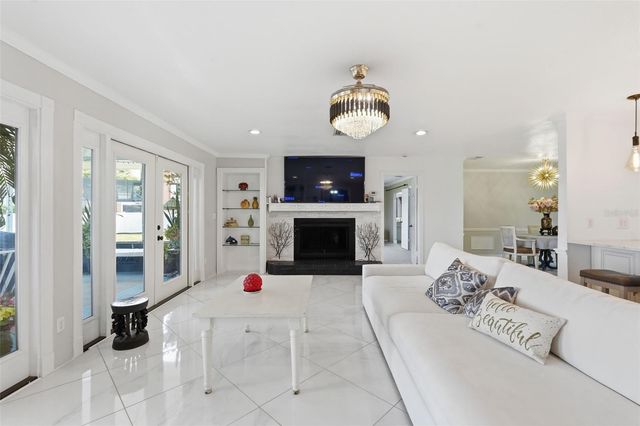 3678 E LAKE DRIVE, Land O Lakes, FL 34639