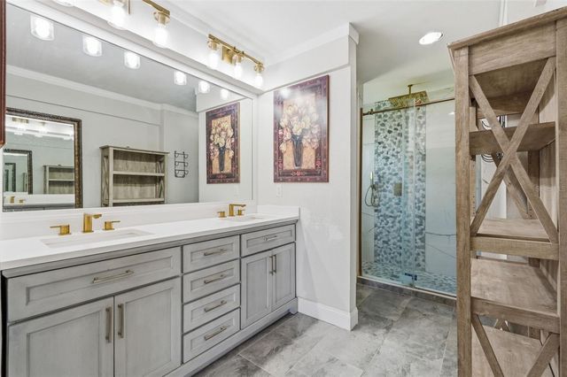 3678 E LAKE DRIVE, Land O Lakes, FL 34639