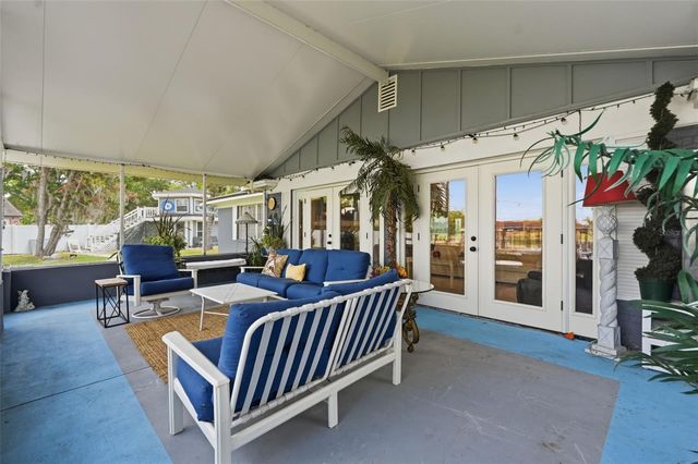 3678 E LAKE DRIVE, Land O Lakes, FL 34639