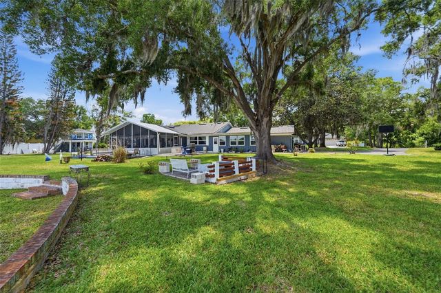 3678 E LAKE DRIVE, Land O Lakes, FL 34639