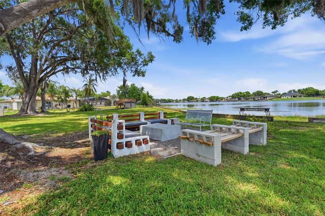 3678 E LAKE DRIVE, Land O Lakes, FL 34639