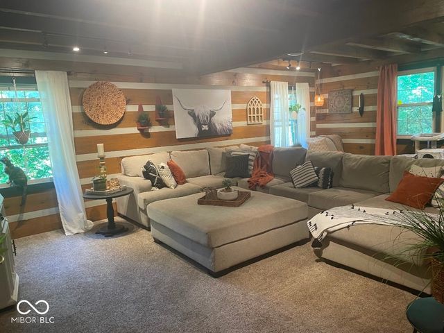 5239 Five Points Road, Indianapolis, IN 46239