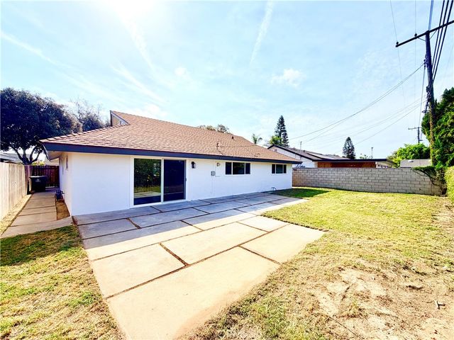 506 S Arapaho, Santa Ana, CA 92704