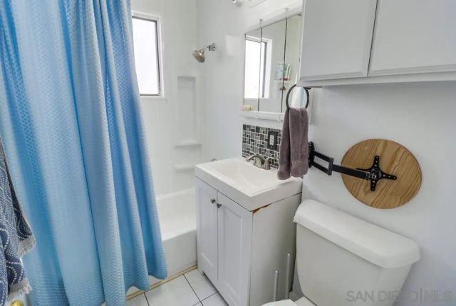 4053-55 Jewell, San Diego, CA 92109