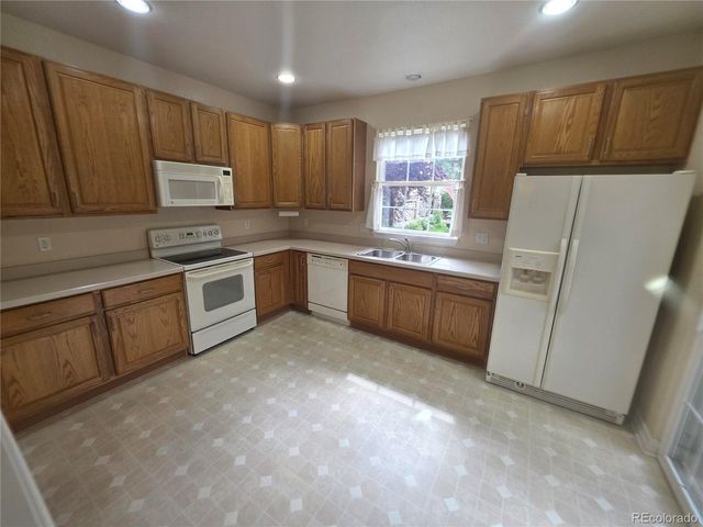 8911 Tappy Toorie Pl, Highlands Ranch, CO 80129