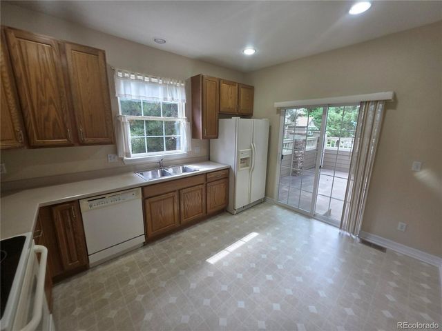 8911 Tappy Toorie Pl, Highlands Ranch, CO 80129