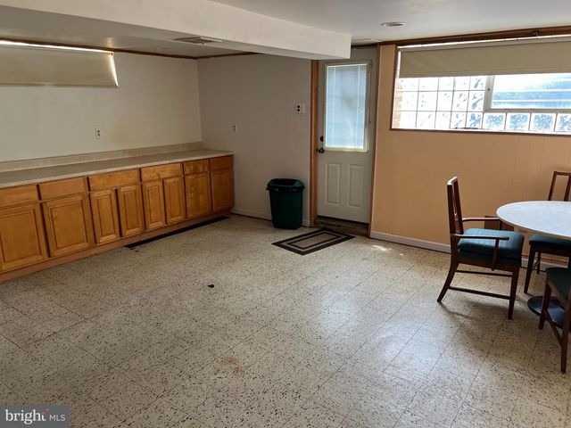 8520 CASTOR AVE, Philadelphia, PA 19152