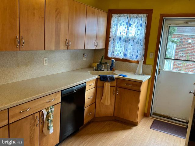 8520 CASTOR AVE, Philadelphia, PA 19152