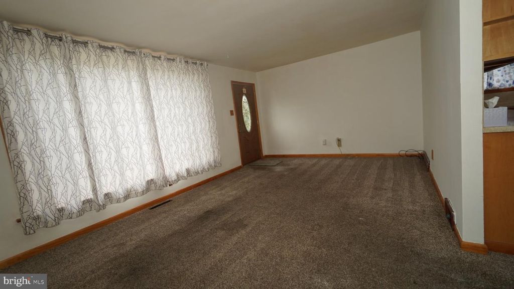 8520 CASTOR AVE, PHILADELPHIA, PA 19152 — photo 3