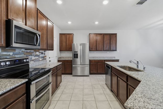 2311 Themis Way, San Antonio, TX 78245