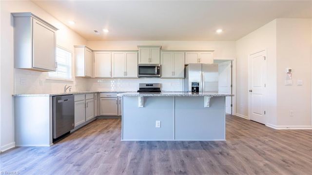 406 Grant Ryan Drive, Jamestown, NC 27282