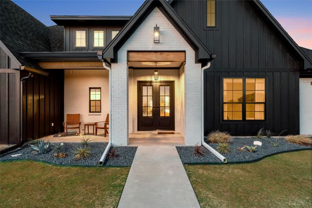 132 Cattail Court, Robinson, TX 76706