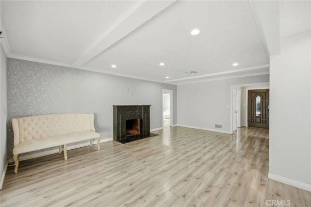 7108 Mammoth, Van Nuys, CA 91405