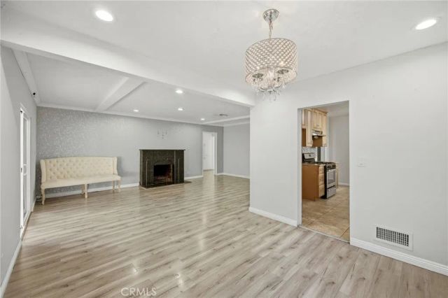 7108 Mammoth, Van Nuys, CA 91405