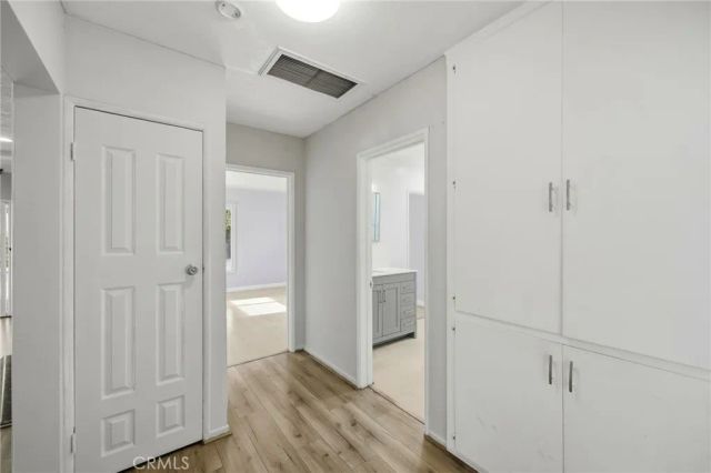 7108 Mammoth, Van Nuys, CA 91405