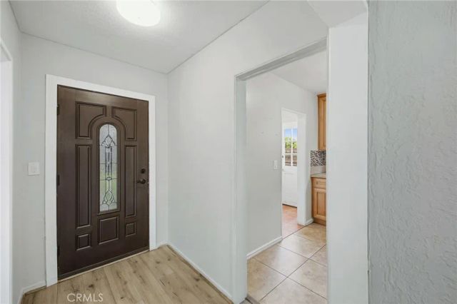 7108 Mammoth, Van Nuys, CA 91405