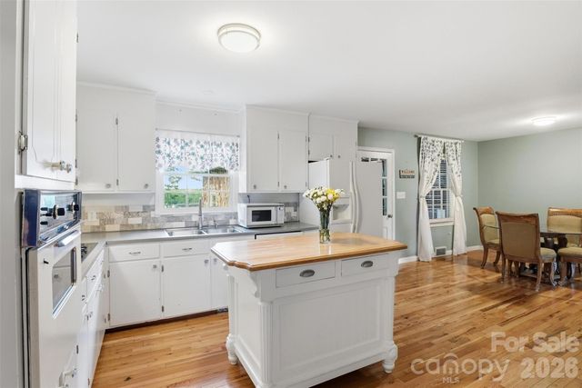 2848 Walter Drive NW, Concord, NC 28027