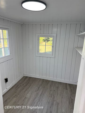 4060 S US-23 Highway, Greenbush Twp, MI 48738