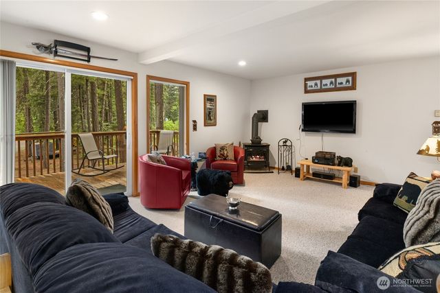 380 White Fir Drive, Ronald, WA 98940