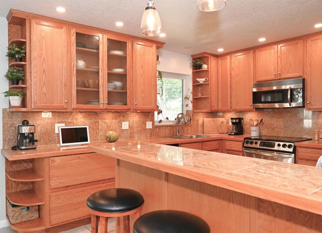 1056 Cheryl Road, Haverhill, FL 33417