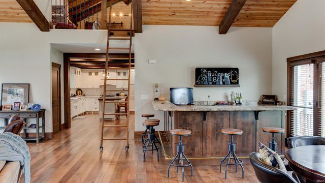 17605 Buzzard Roost Road, Magnet, IN 47520